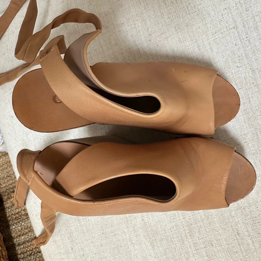 Chloe Tan Leather Ankle-Tie Platform Wedges